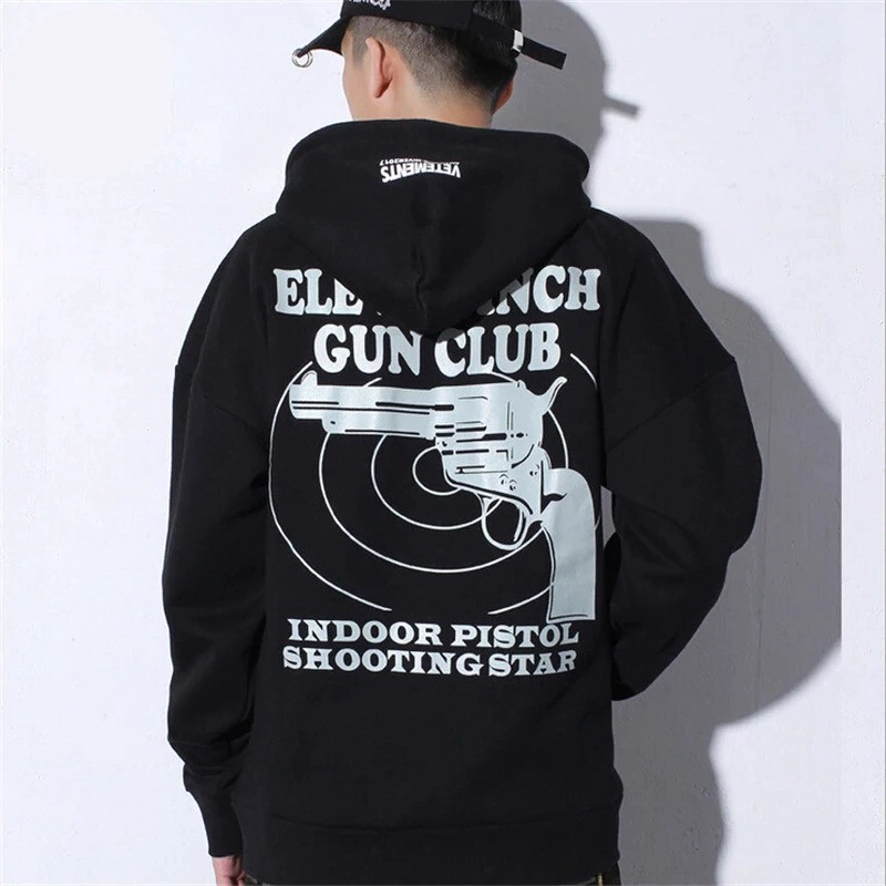 

Толстовка черная Vetements Gun Club | Худи Vetemens | Кенгуру Ветеменс L, 50, Весна/осень, Разные цвета