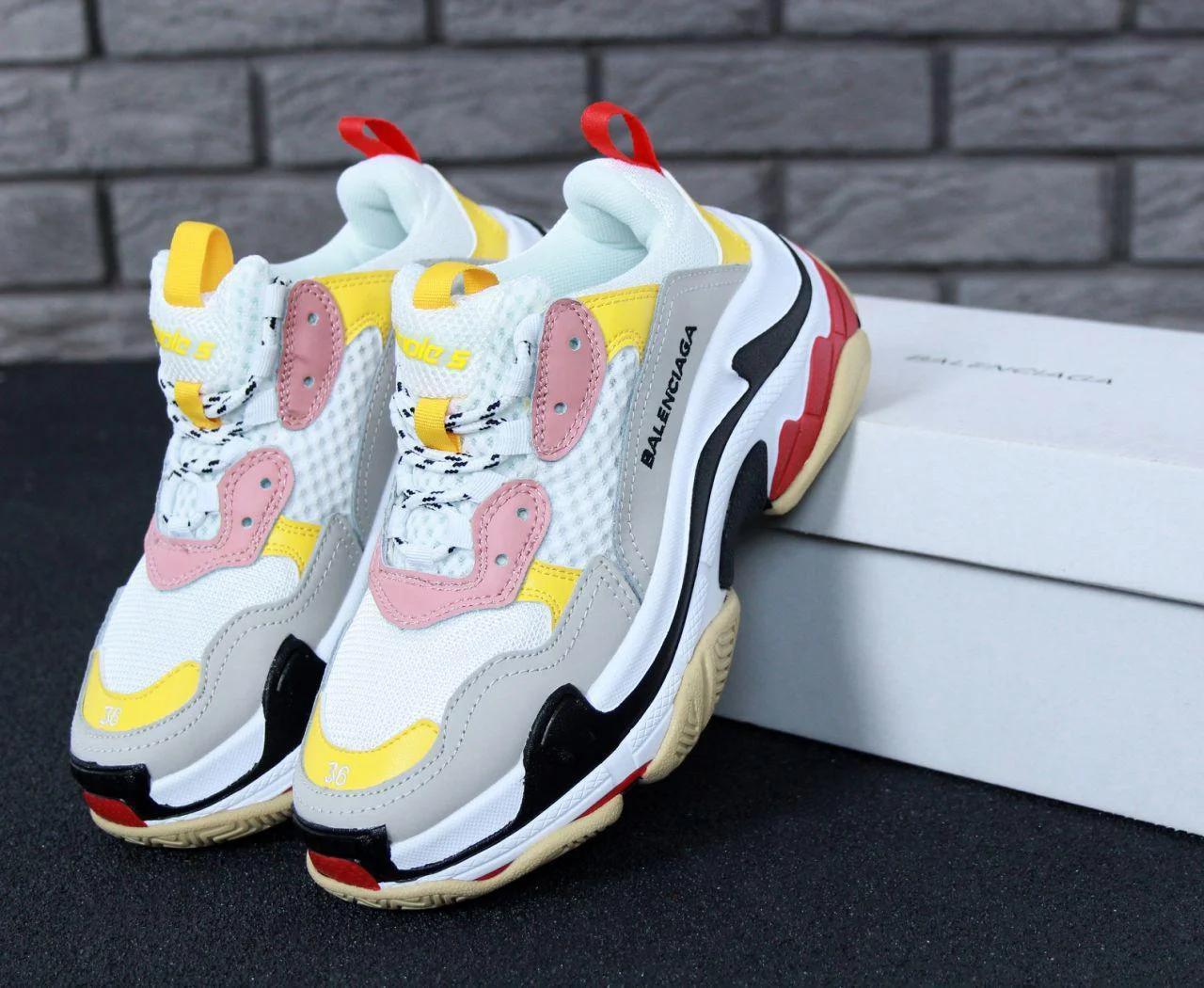 

Кроссовки Balenciaga Triple S 38, Multi - color