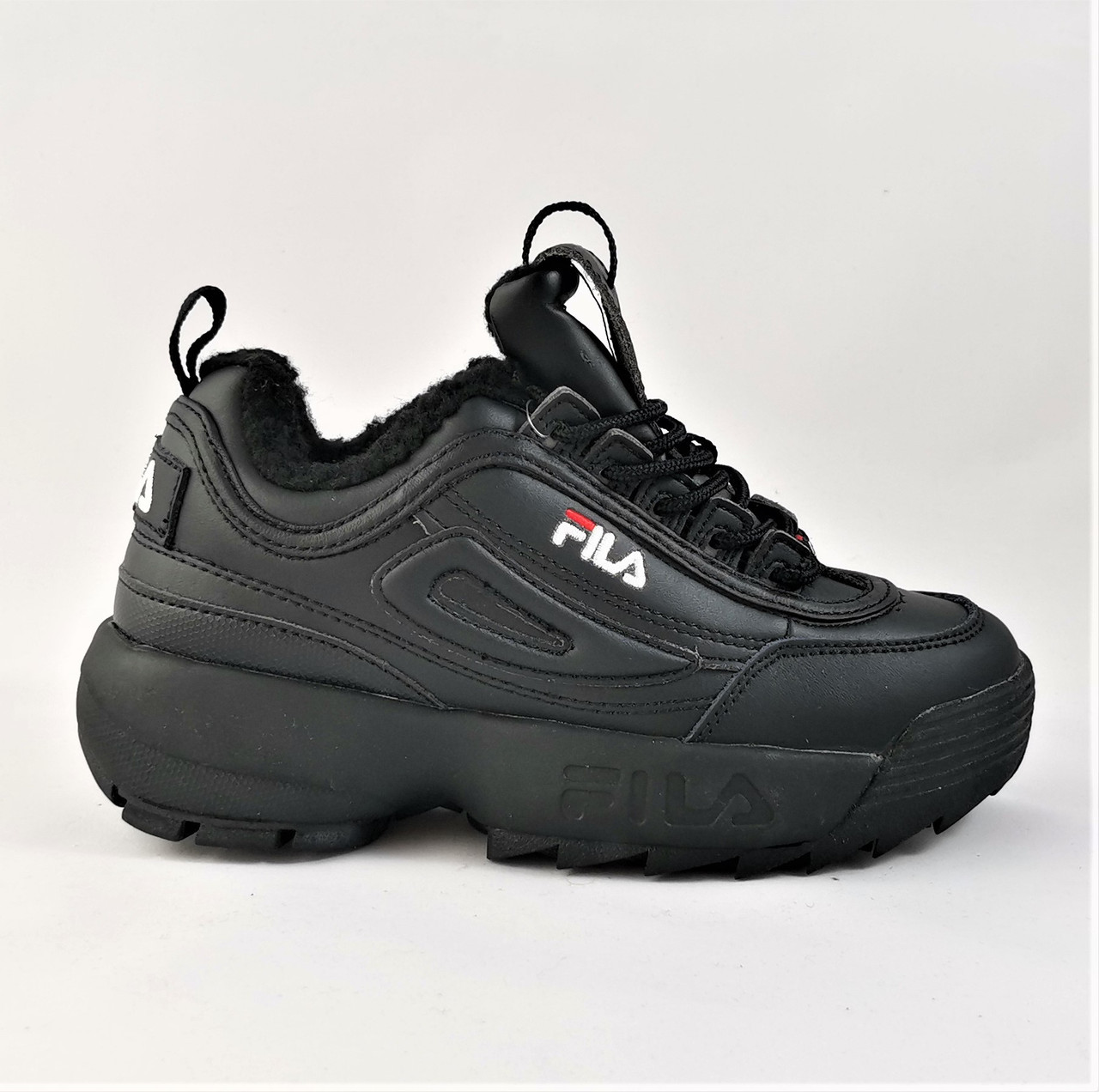 

Женские зимние Кроссовки Fila Disruptor Фила кожа на меху (р. 36,37,38,39,40,41) Вьетнам 39, 24.5, Черный