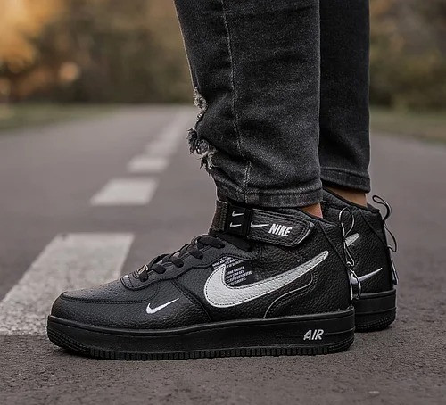 

Мужские Зимние Кроссовки Nike Air Force Hight Black-White С Мехом Черно-Белые Найк 41,42,43,44,45 размеры, Черно-белый