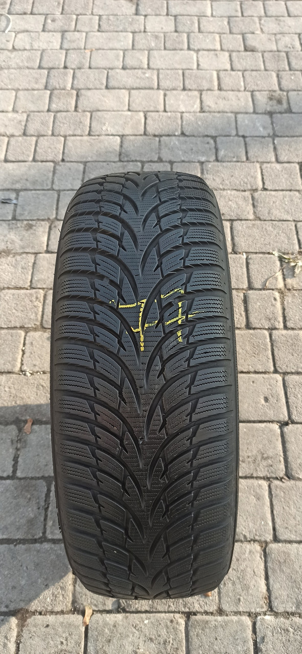 

Шини бу зимові 205/60R16 Nokian WR D3