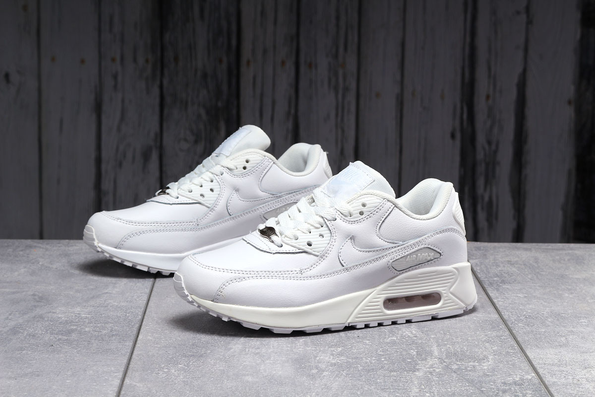 

Кроссовки женские 17862, Nike Air Max M-90, белые, < 36 37 38 39 41 > р. 36-22,5см. 39, Белый