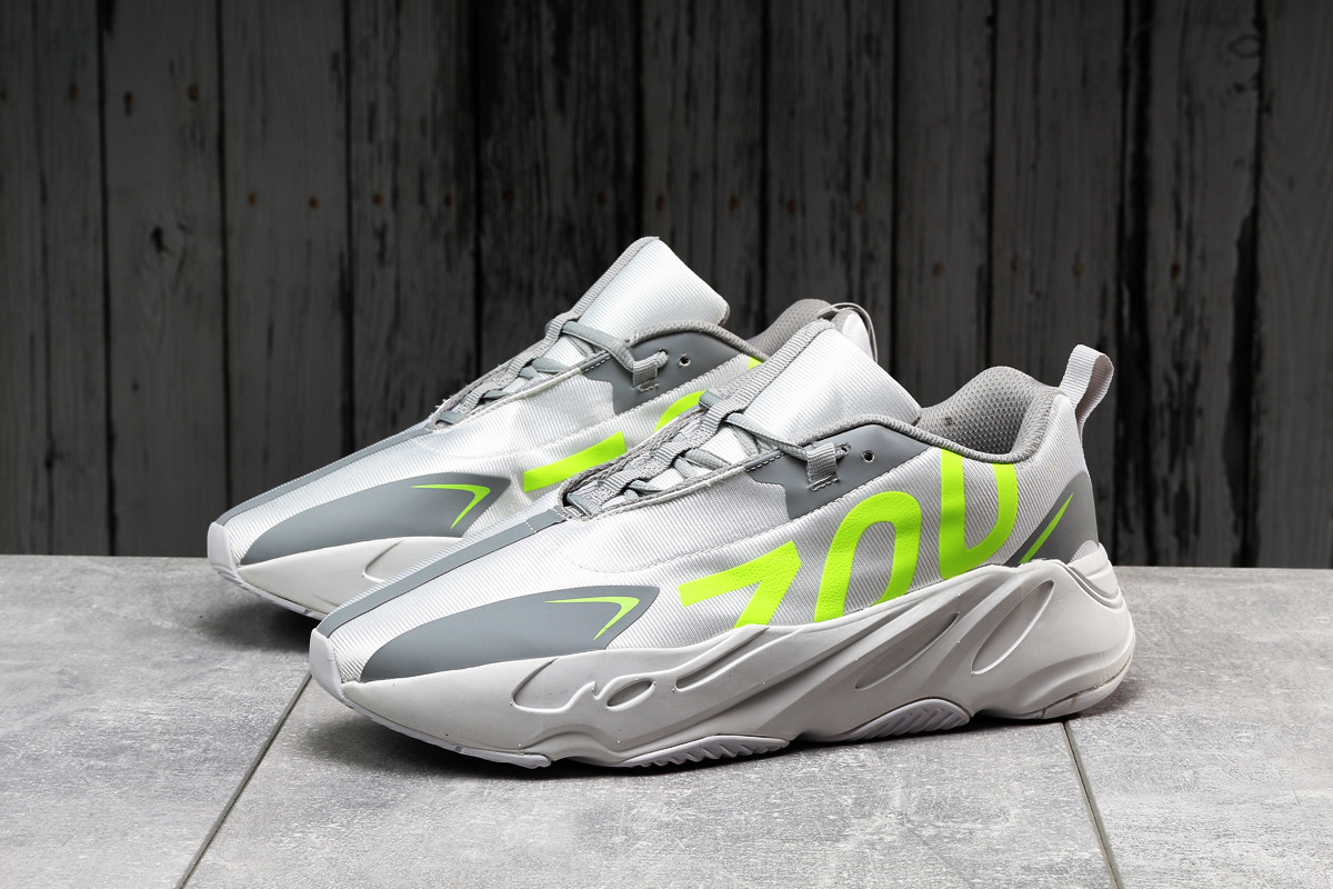 

Кроссовки мужские 15521, Adidas Yeezy 700, серые, < 42 43 44 45 > р. 42-27,0см. 43, Серый