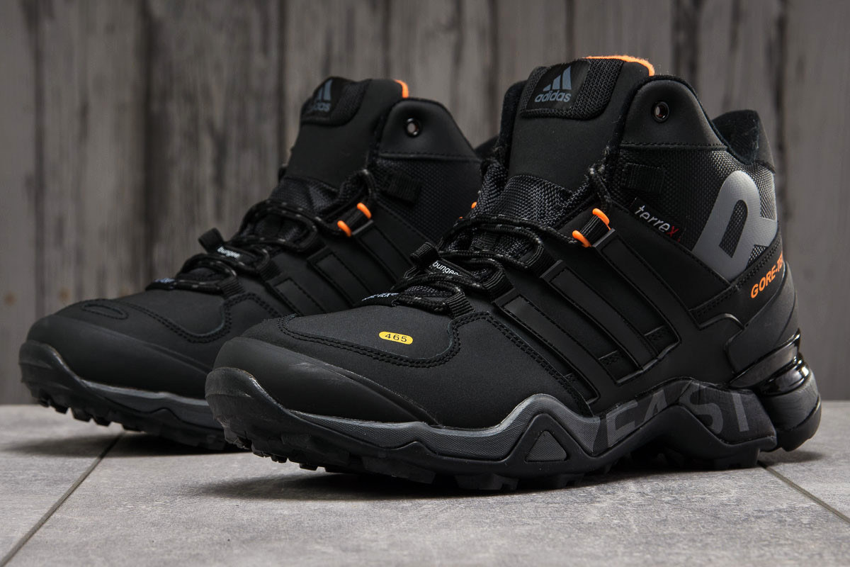 

Зимние мужские кроссовки Adidas 465 черные 45, Черный