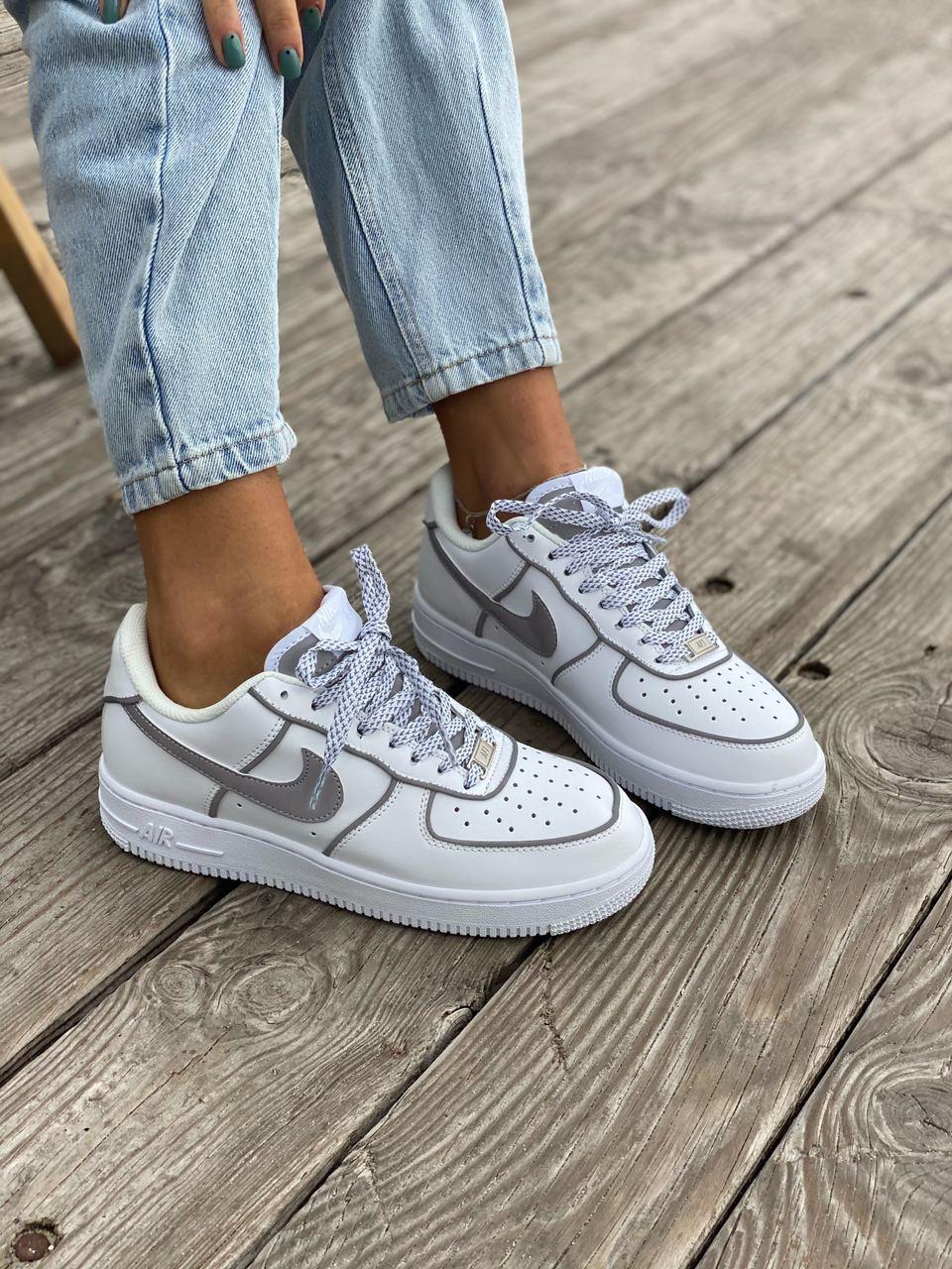 

Женские кроссовки Nike Air Force 1 Reflective White / Найк Аир Форс 1 Рефлективные Белые 40, Белый