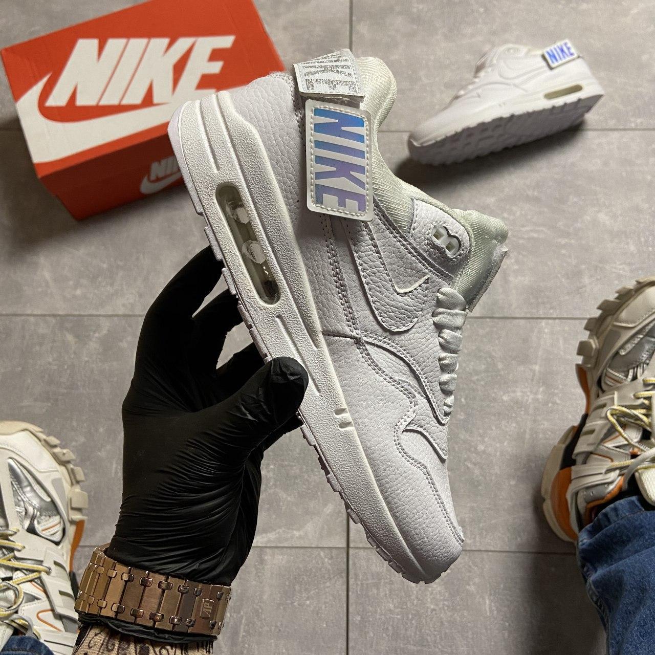 

Мужские кроссовки Nike Air Max 1 WMNS Triple White / Найк Аир Макс 1 ВМНС Тройные Белые, Белый