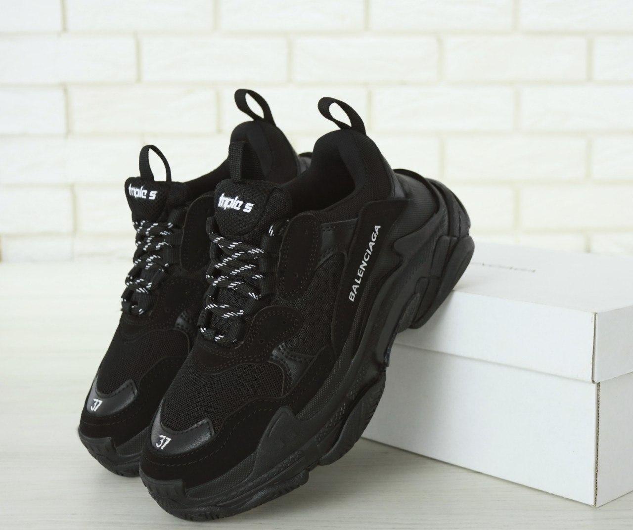 

Мужские кроссовки Balenciaga Triple S Black / Баленсиага Трипл С Черные, Черный