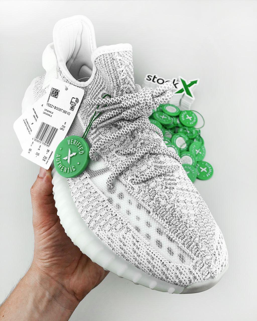 

Женские кроссовки Adidas Yeezy Boost 350 v2 Static Reflective / Адидас Изи Буст 350 в2 Белые Рефлектив 37, Белый