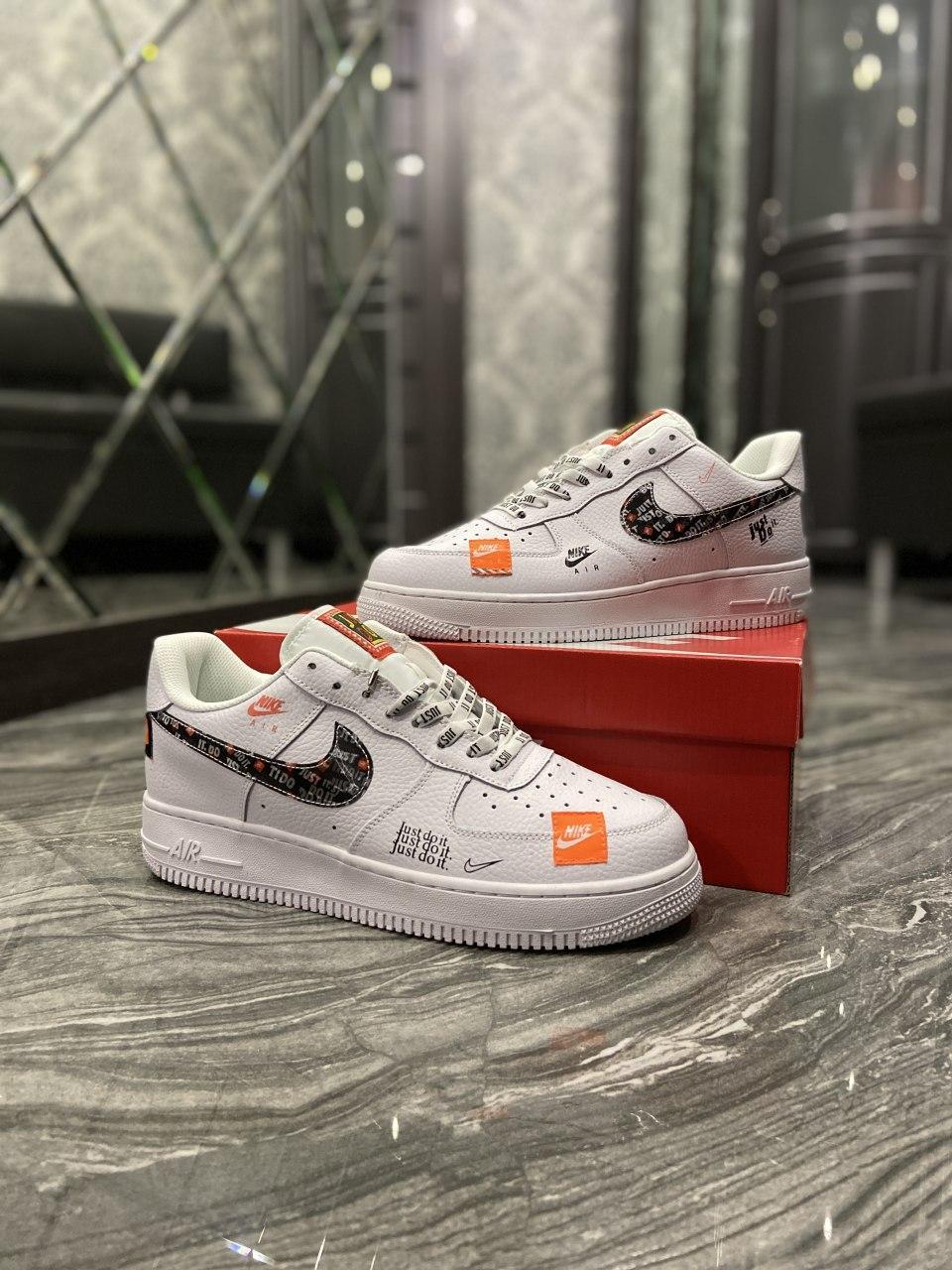 

Женские кроссовки Nike Air Force 1 07 'Just Do It Pack' White/Black / Найк Аир Форс 1 Джаст Ду Ит Белые Черные, Белый