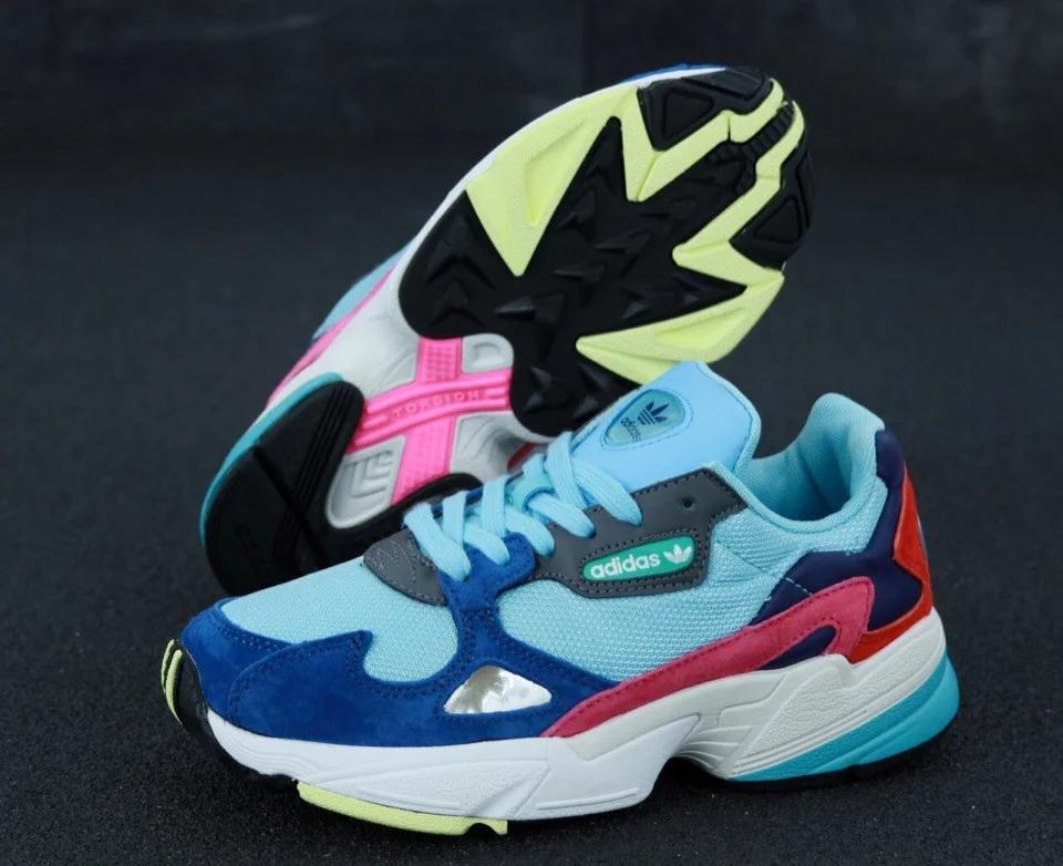 

Женские кроссовки Adidas Falcon Multi - Color, 39