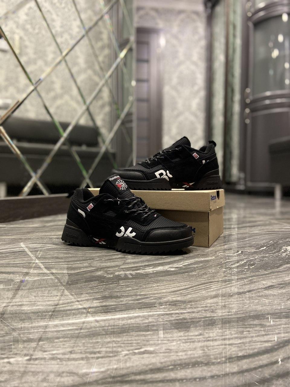 

Мужские кроссовки Reebok Workout Plus Black / Рибок Воркаут Плюс Черные 42, Черный