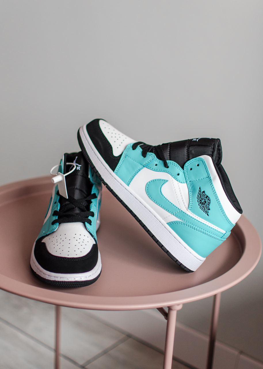 

Женские кроссовки Nike Air Jordan 1 Retro High Patent Mint / Найк Аир Джордан 1 Ретро Хай Мятные 40, Оливковый