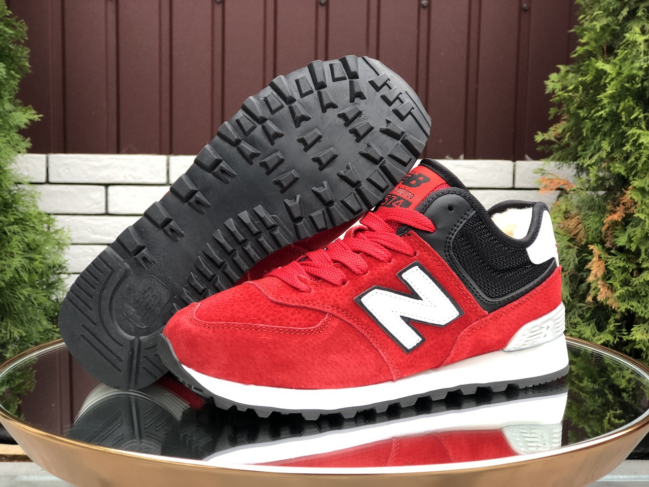 

Кросівки жіночі New Balance 574 червоні 37, Красный