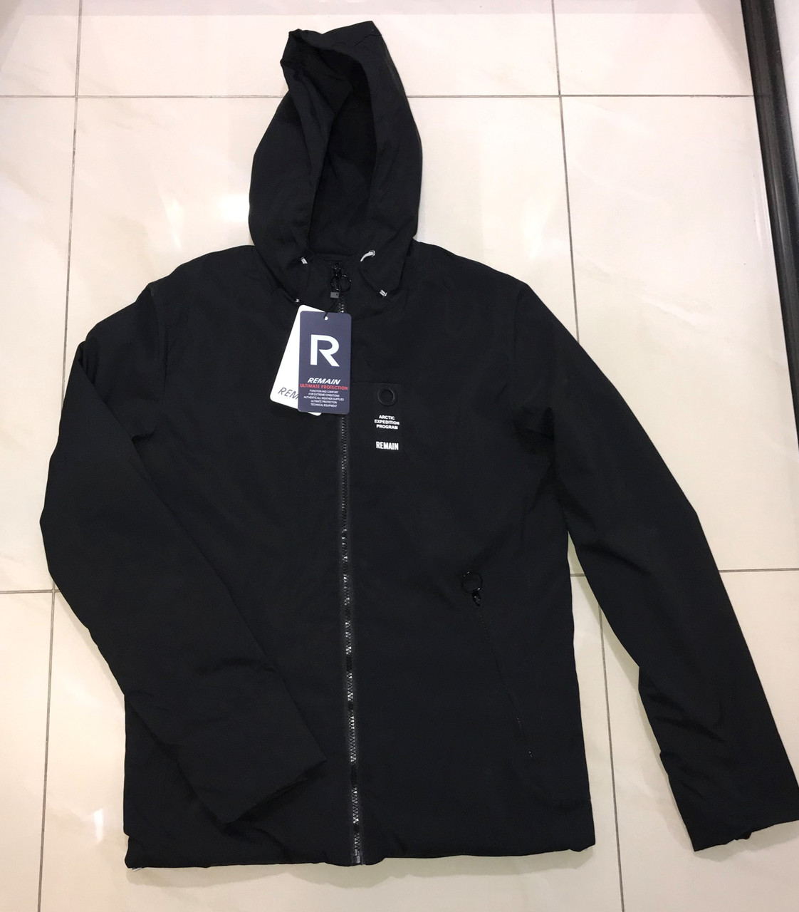 

Куртка REMAIN черная короткая прямая мужск.M-3Xl р. - Черный, XXL