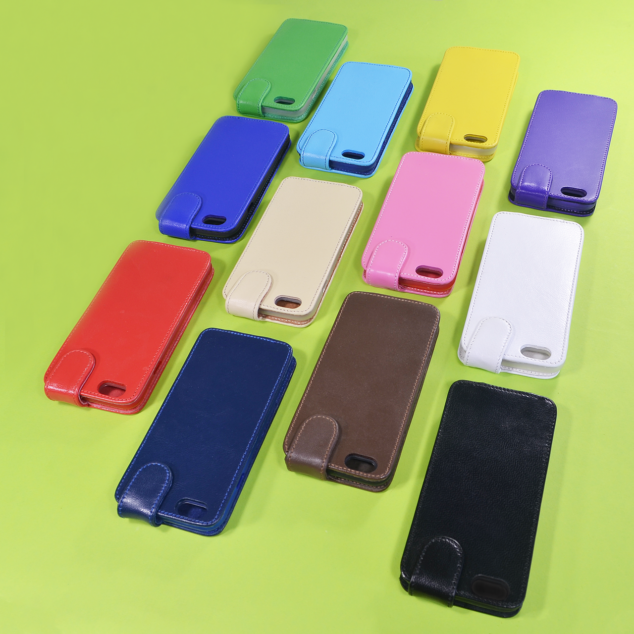 

Откидной чехол из натуральной кожи для Motorola Edge Plus