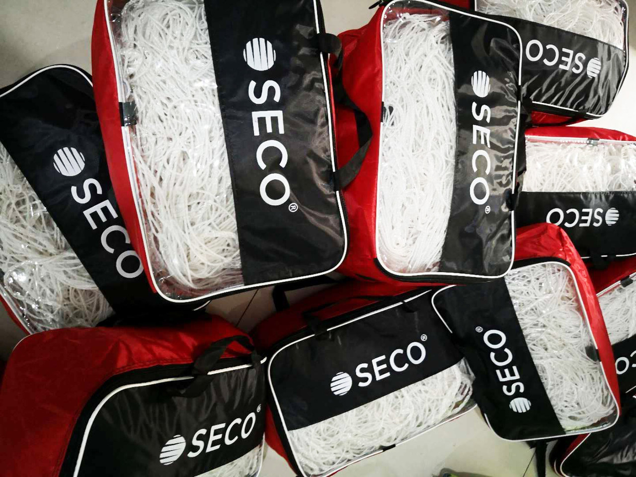 

Футбольная сетка SECO толщина нити: 3 мм; размер: 3х2х1.5 м