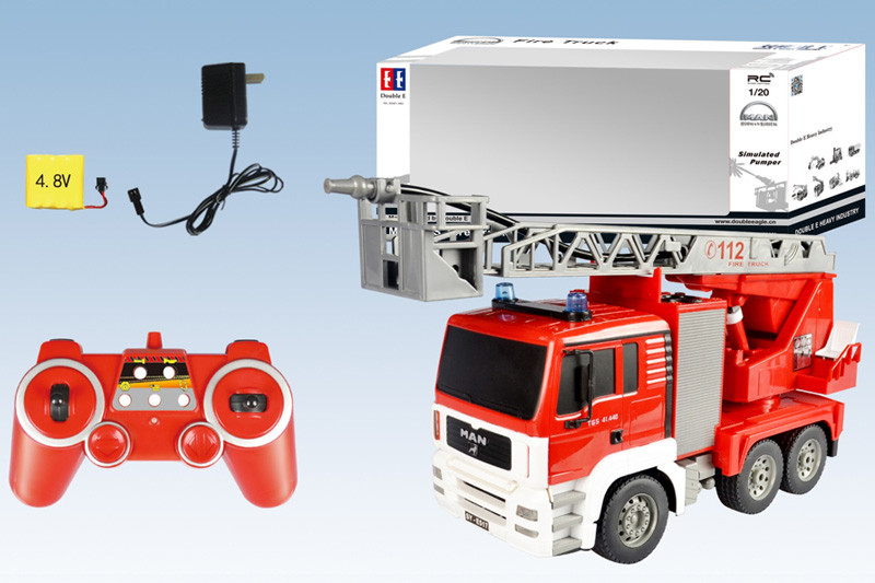 

Радиоуправляемая пожарная машина Double E 1:20 2.4G - E567-003 (брызгает водой