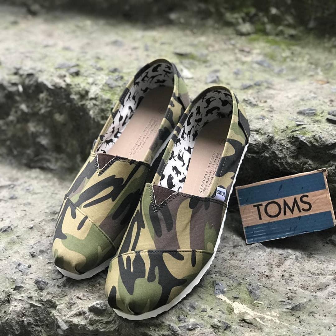 

Мужские эспадрильи Toms