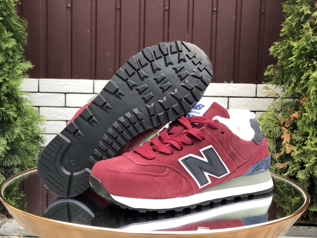 

Кросівки жіночі New Balance 574 бордові 39, Бордовый