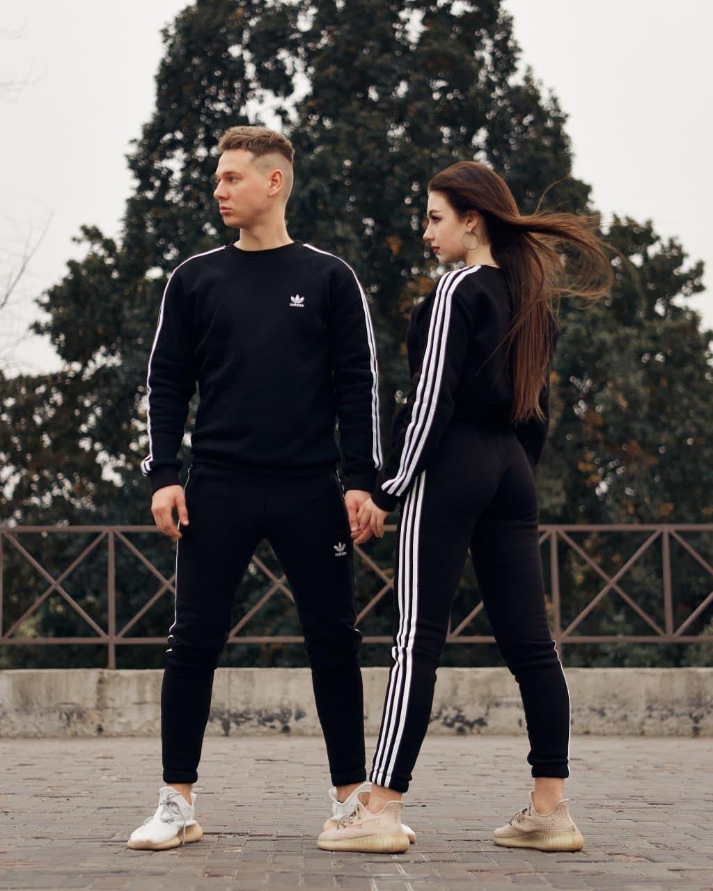 

Утепленный спортивный костюм Adidas черный