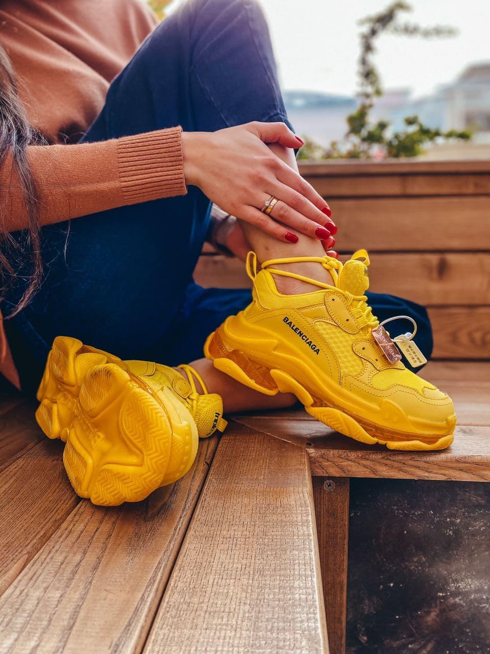 

Женские кроссовки Balenciaga Triple S Yellow / Баленсиага Трипл С Желтые 40, Желтый