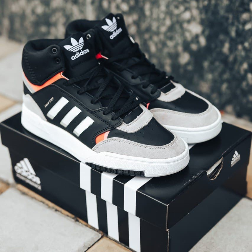 

Мужские зимние кроссовки Adidas Drop Step Black Grey Orange / Адидас Дроп Степ Черные Серые Оранжевые 42, Черный