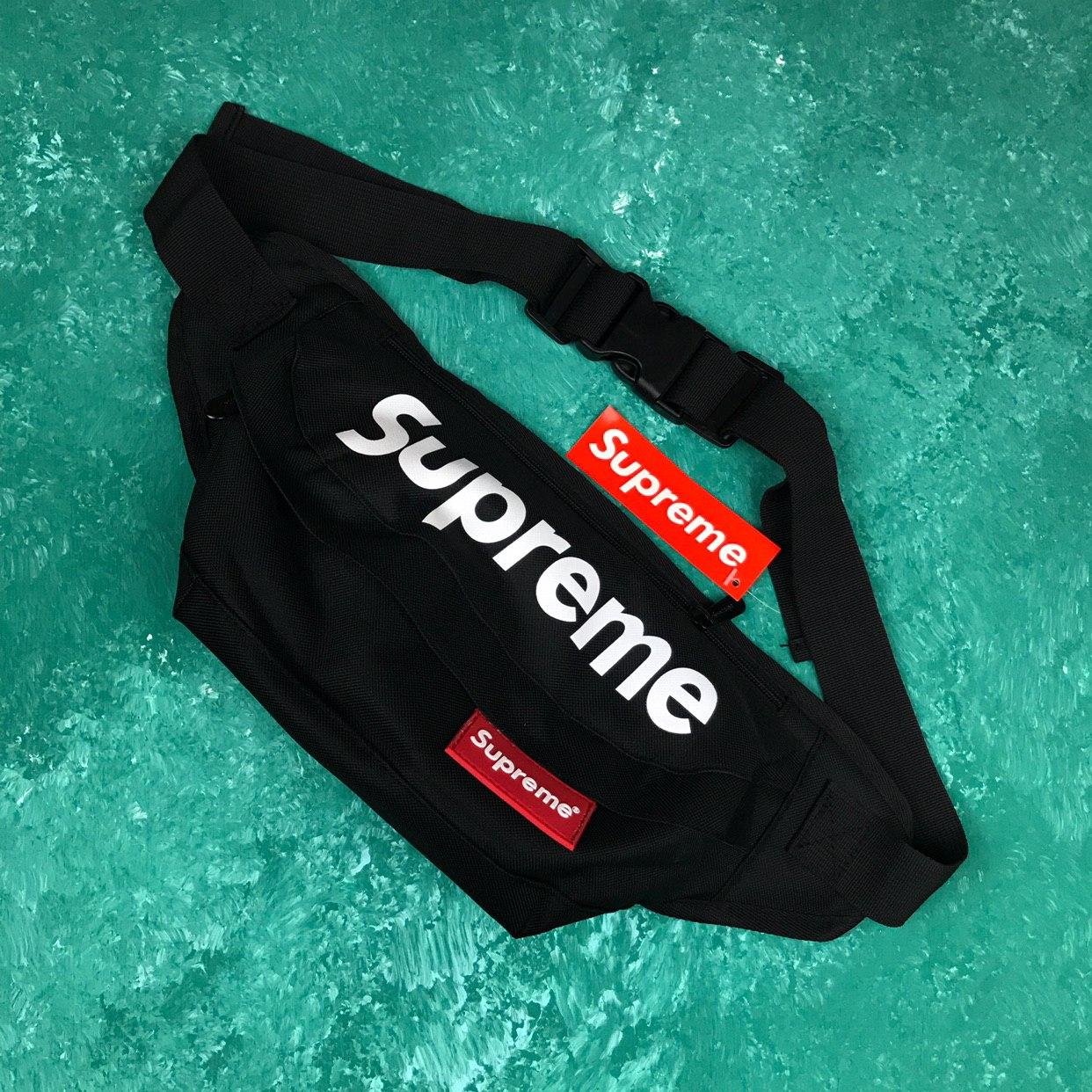 

Сумка на пояс Бананка Барыжка Supreme Суприм Black Черная с надписью, Черный