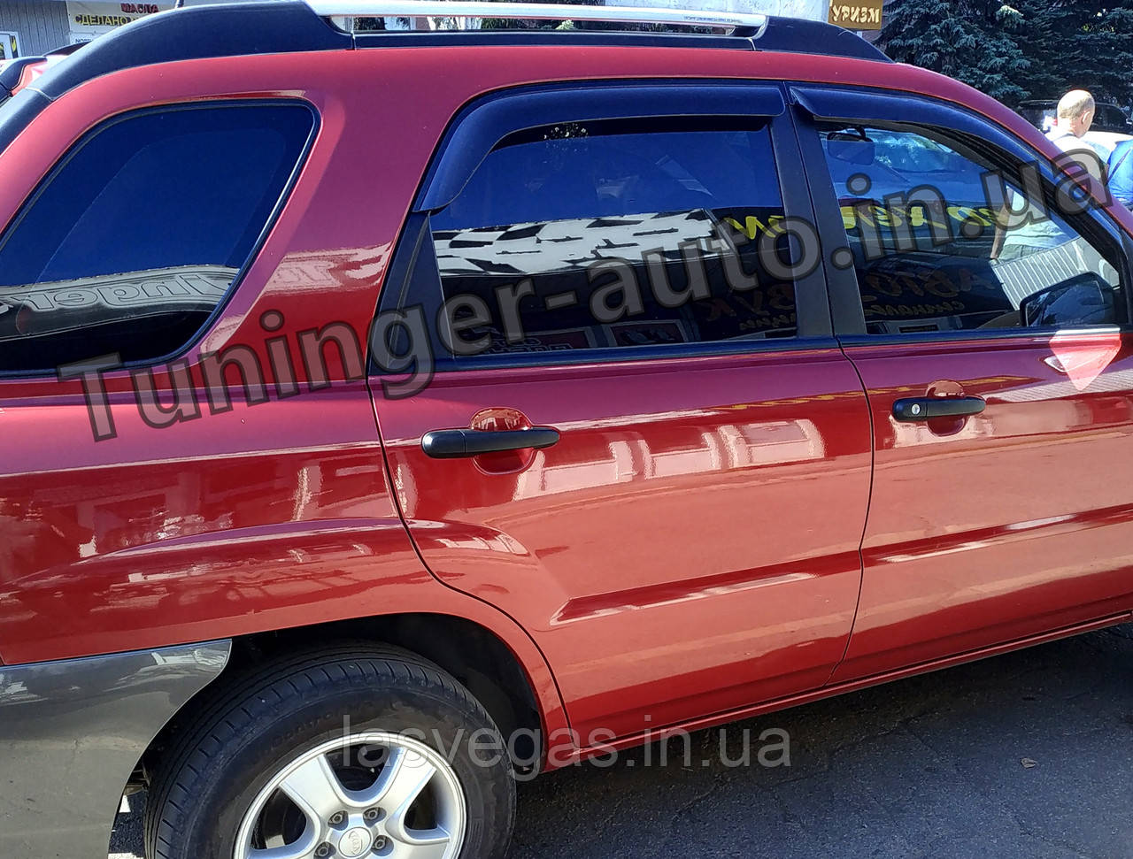 

Ветровики, дефлекторы окон Kia Sportage 2004-2010 (Autoclover)