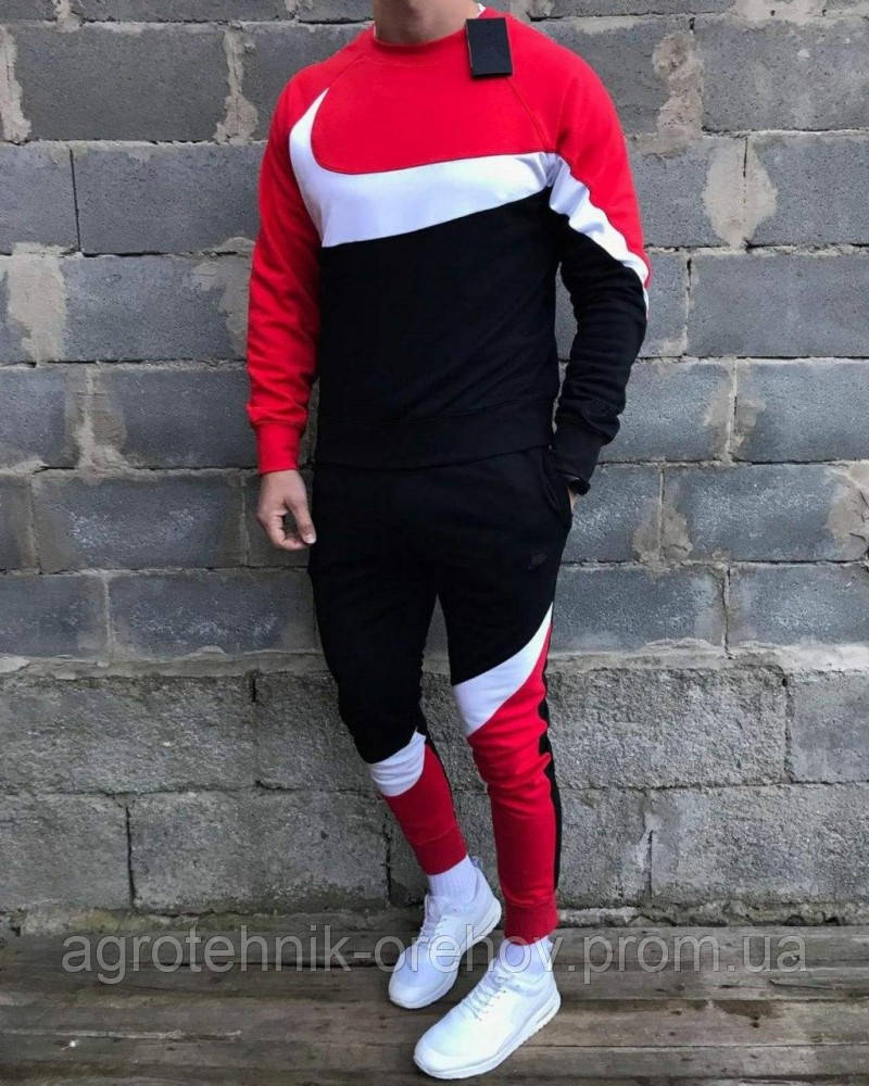 

Nike Winter 2020 спортивний костюм мужской красний