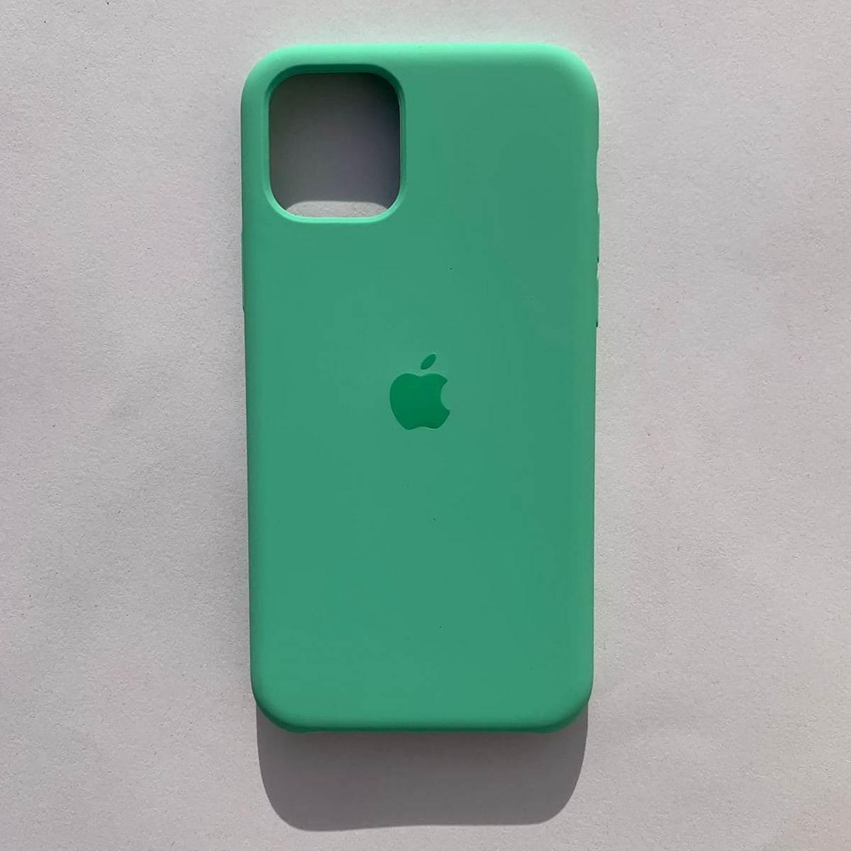 

Чехол-накладка Silicone Case для Apple iPhone 11 Spearmint