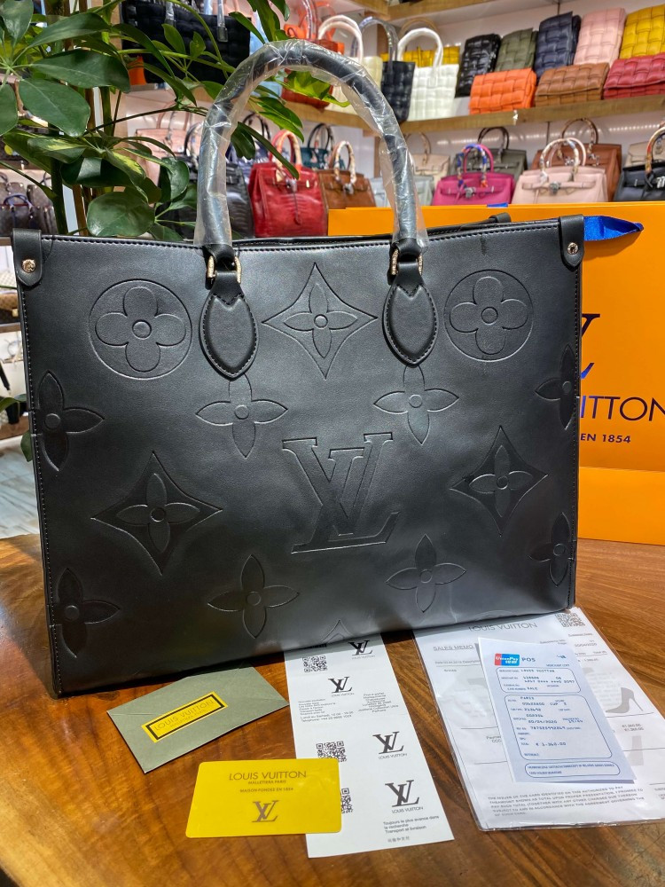 

Сумка Louis Vuitton Onthego GM Monogram Empreinte