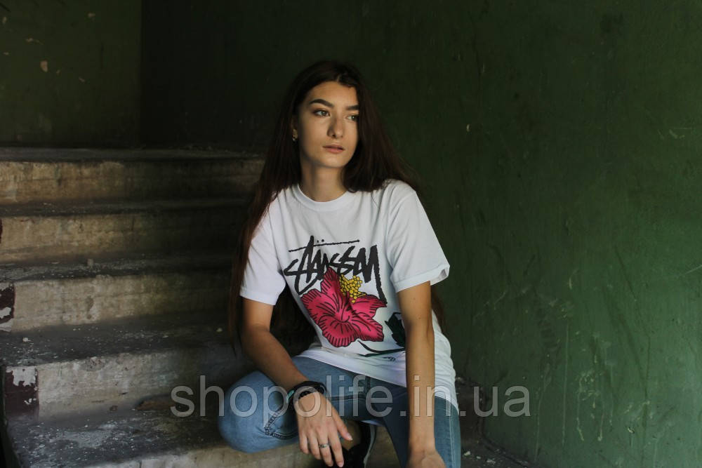 

Белая футболка с ярким принтом Stussy, Белый