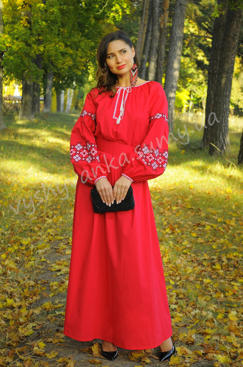 

Роскошное красное платье с вышивкой для вечернего выхода
