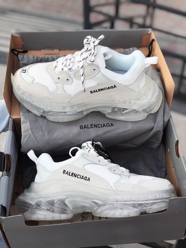 

Кроссовки Balenciaga Triple S White Воздушное удобство, Бежевый