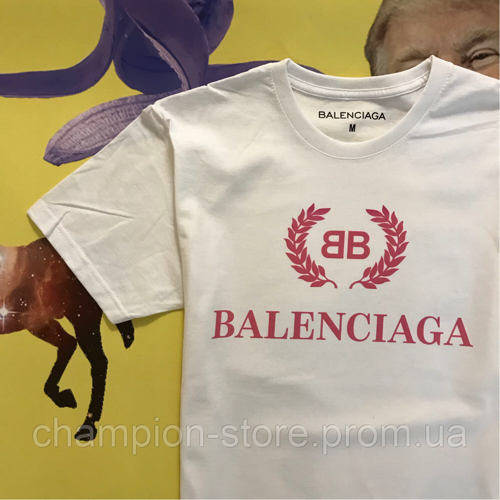 

Топовая, белая футболка Balenciaga. Мужская и женская. Топовые бирки.