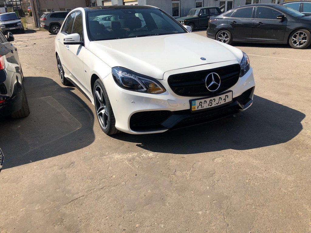 

Комплект обвесов AMG E63 Mercedes E-klass W212 / Комплект обвесов Мерседес Бенц E-klass W212