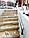 Двойной поручень из нержавейки на перилах у входов в магазины и рестораны, фото 7