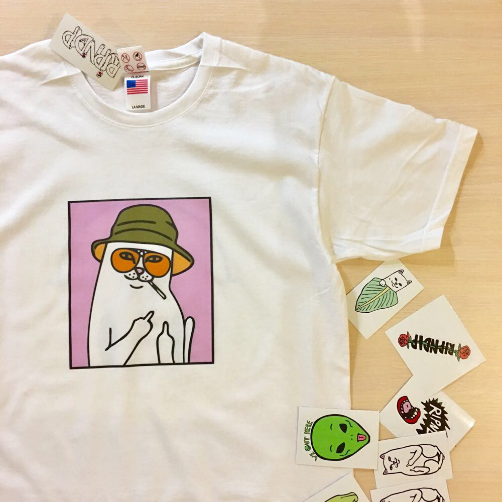 

RipNDip Lord Nermal футболка белая. Живые фото, кот с факом