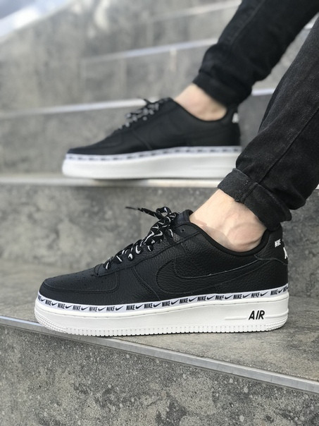 

Мужские кроссовки Nike Air Force 1 '07 SE . Размеры (41,42,43,44,45), Черные