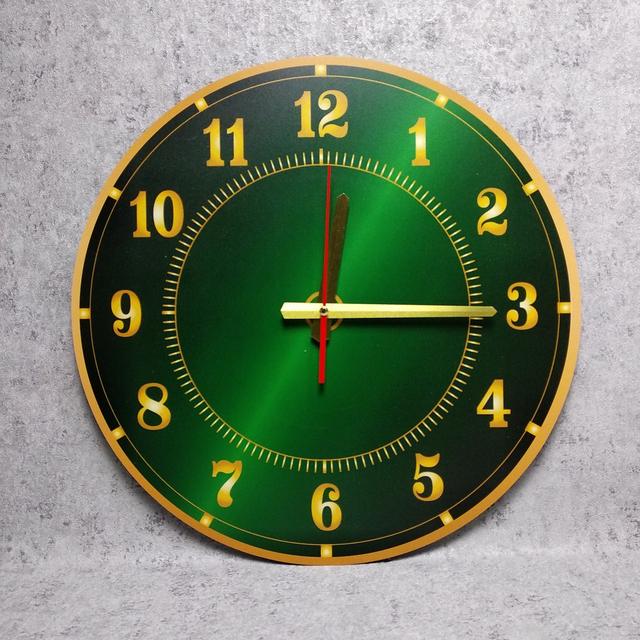 Часы настенные зелёные