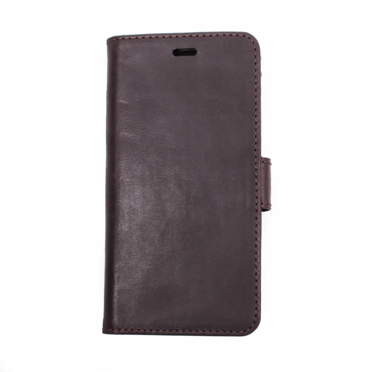

Кожаный чехол-книжка Valenta для iPhone 7 8 Коричневый 1241624i7, КОД: 1537259