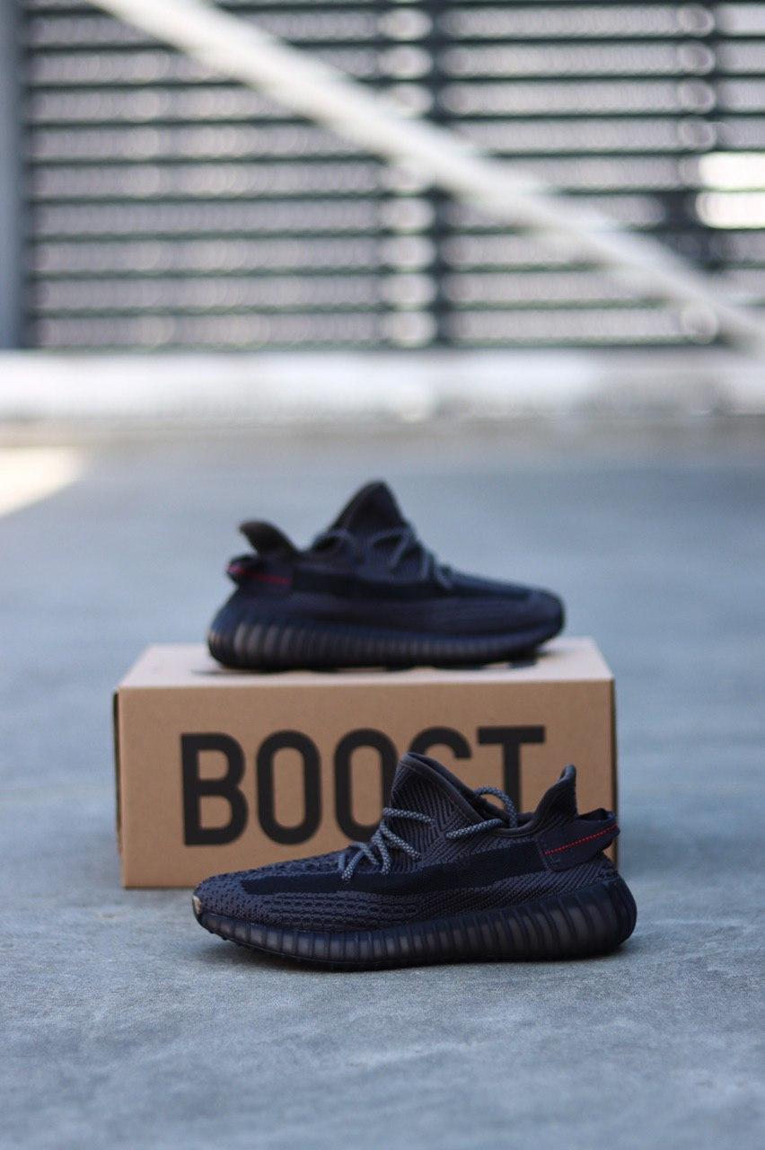 

Мужские кроссовки Adidas Yeezy Boost 350 Black / Адидас Изи Буст 350 Черные 43, Черный