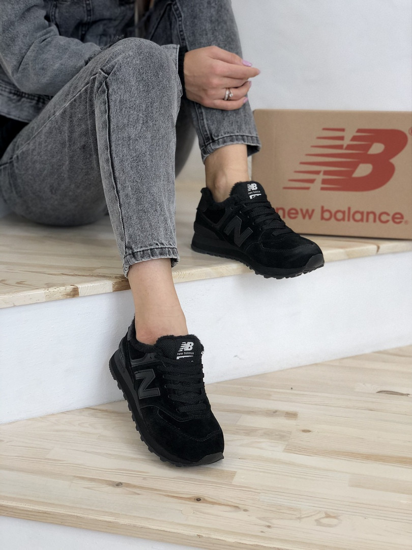 

Кроссовки женские New Balance 574 Black Winter 40, Черный