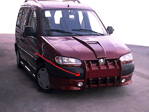 

Peugeot Partner 1996-2008 гг. Накладка на передний бампер Клыки Пежо Партнер (под покраску)