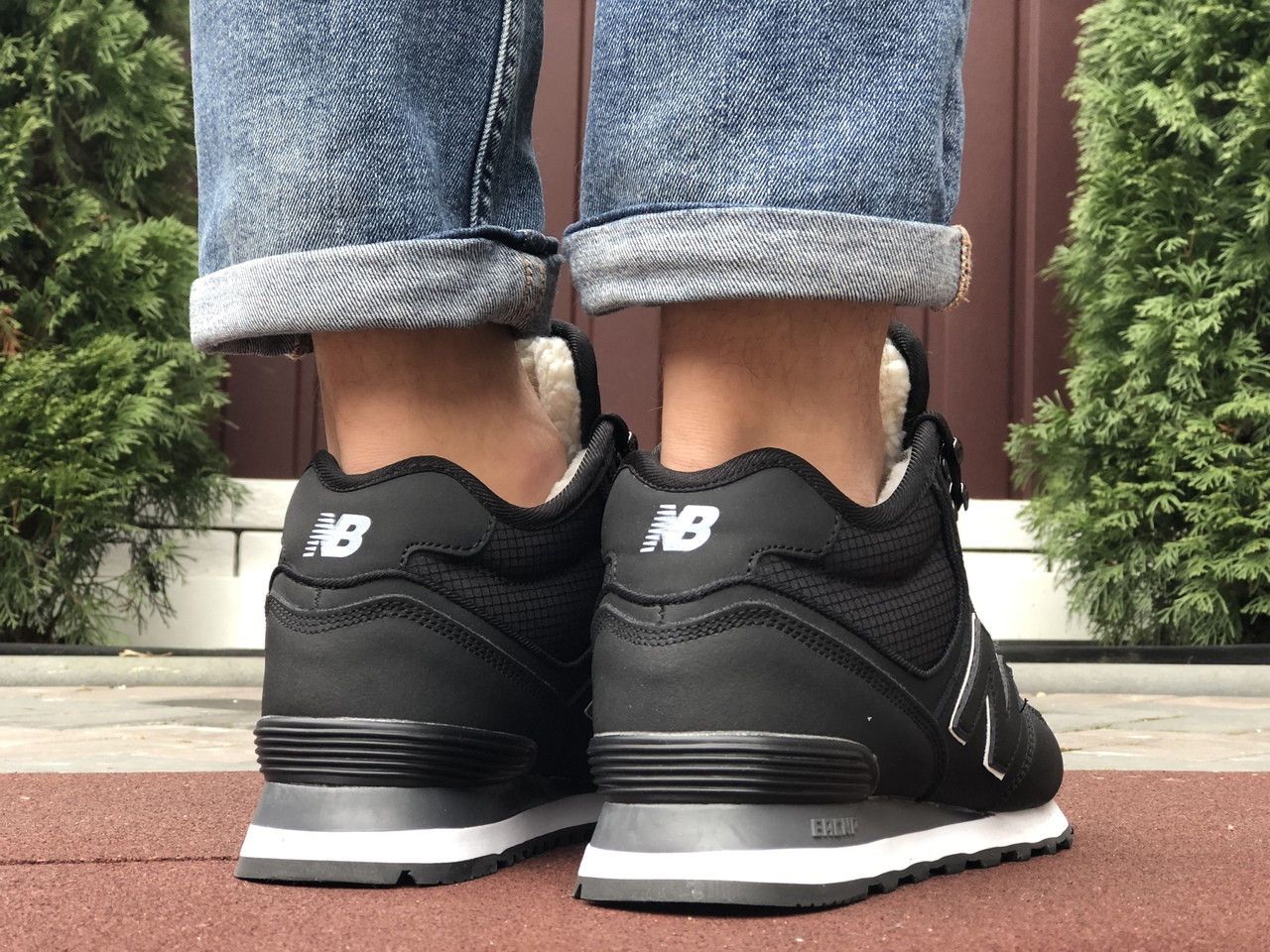 

Кроссовки зимние мужские на меху в стиле New Balance 574, высокие, черные 44, Черный