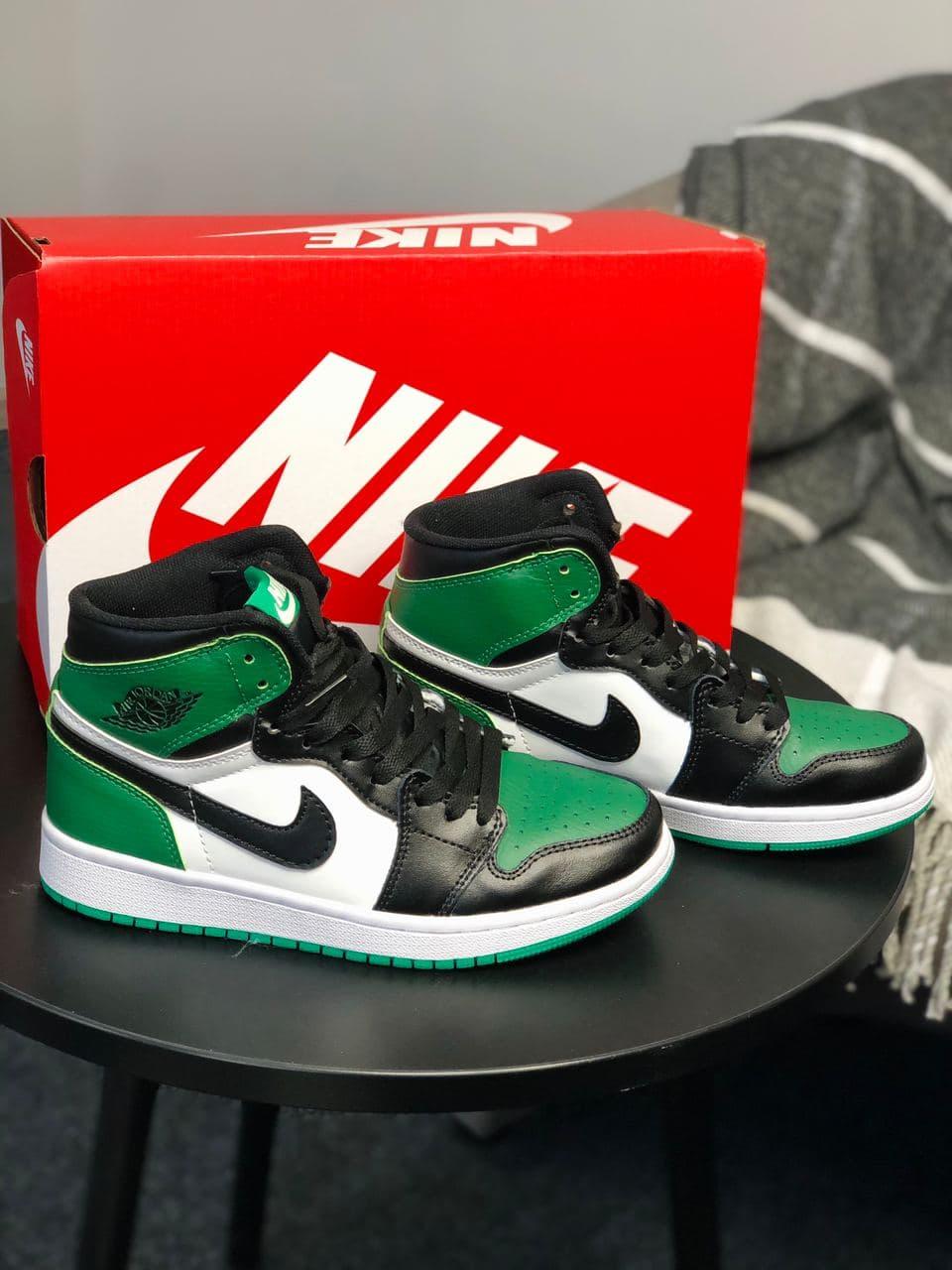 

Женские кроссовки Nike Air Jordan 1 Retro High Green / Найк Аир Джордан 1 Ретро Зеленые 39, Зелёный