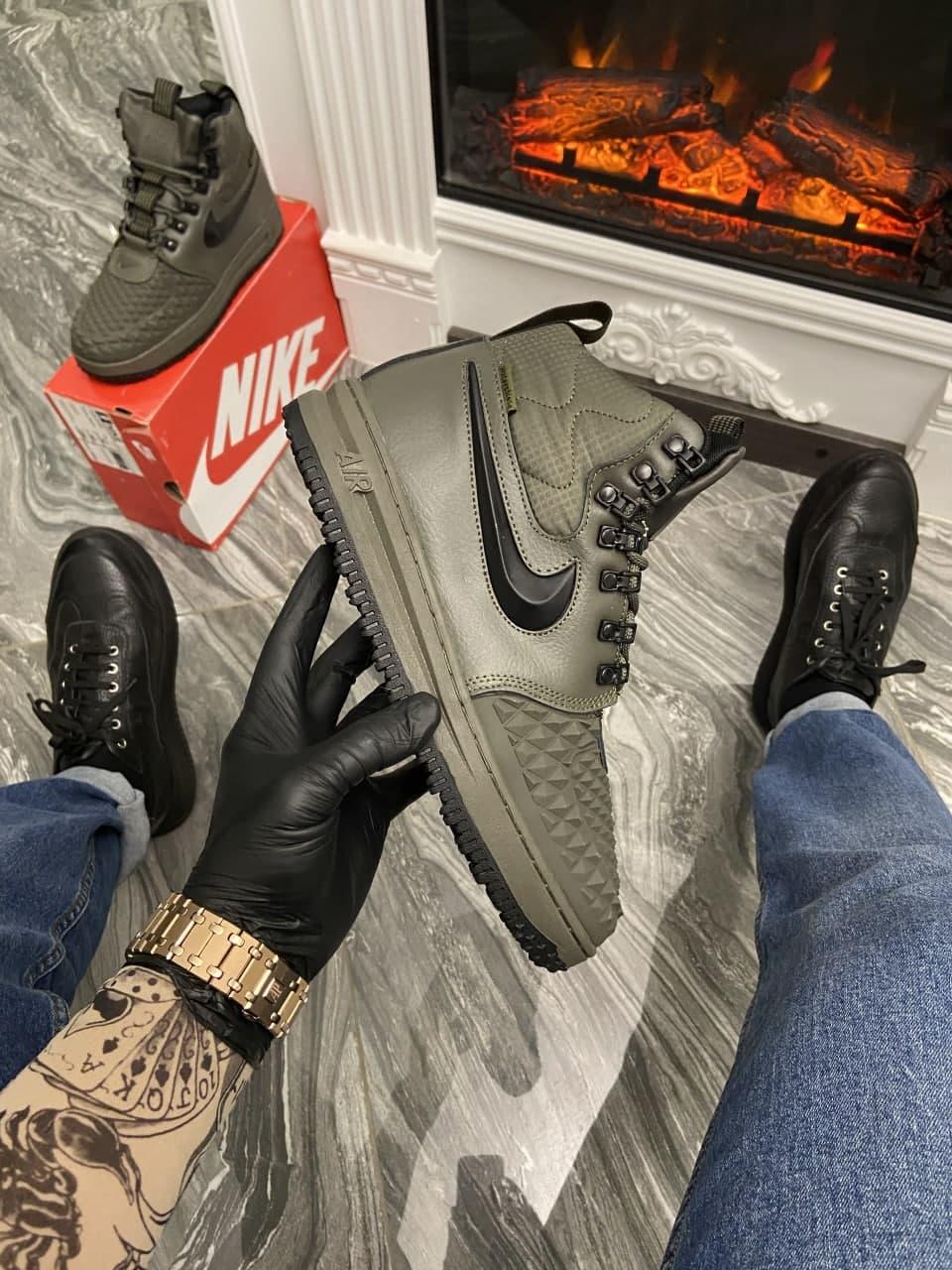 

Мужские зимние кроссовки Nike LUNAR FORCE 1 DUCKBOOT 17 Khaki / Найк Лунар Форс 1 Дакбут 17 Хаки (МЕХ) 42