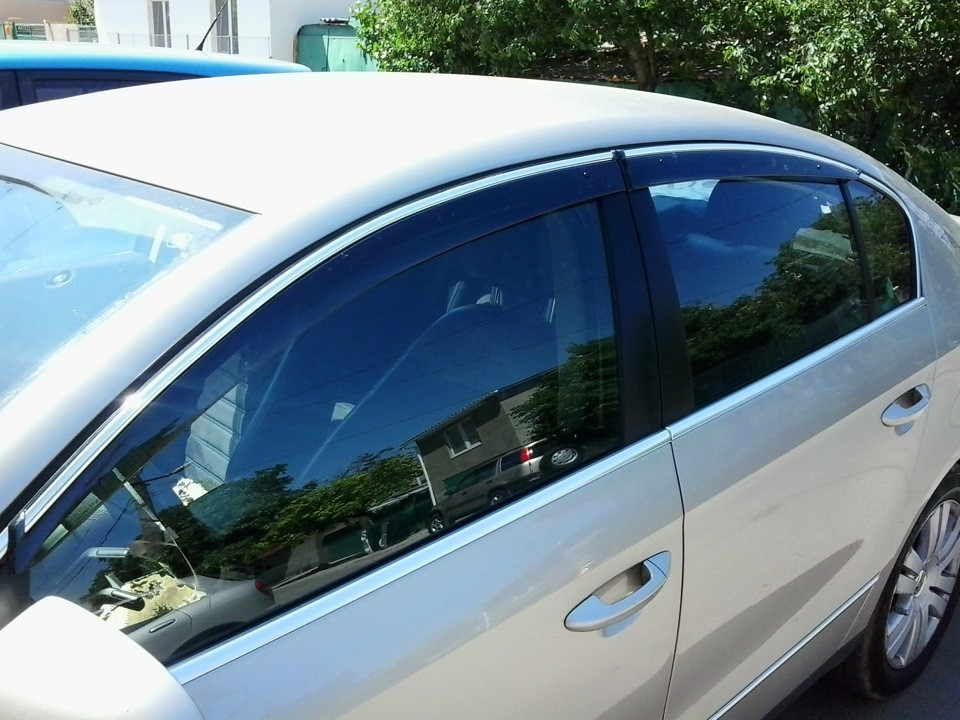 

Ветровики Хром молдинг Cadillac SRX II 2010-