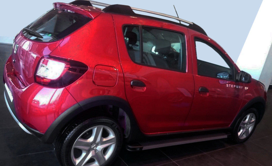 

Renault Sandero Stepway Боковые пороги Maya V1