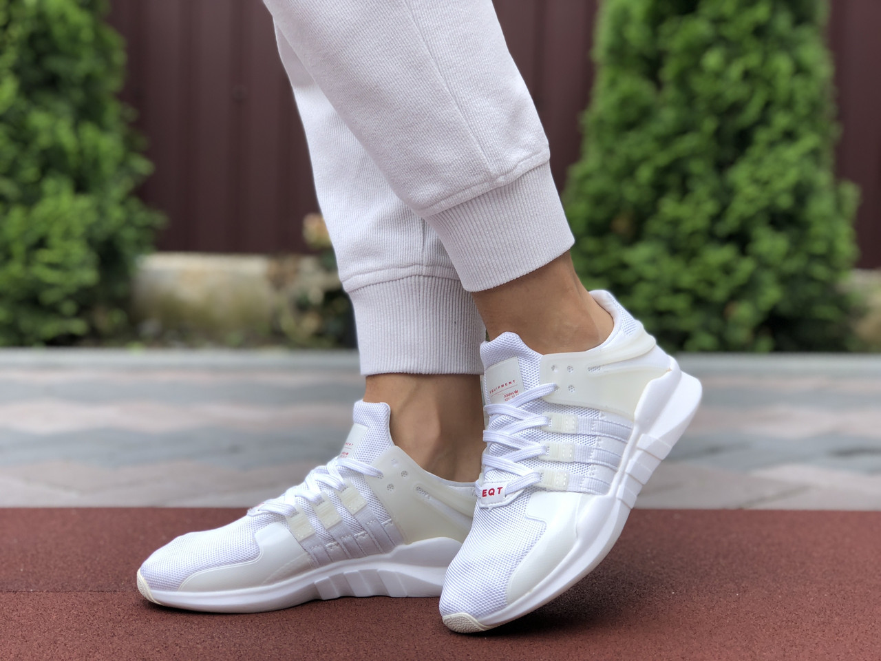 

Женские кроссовки в стиле Adidas Адидас Equipment, белые, 38 (23,7 см), Белый